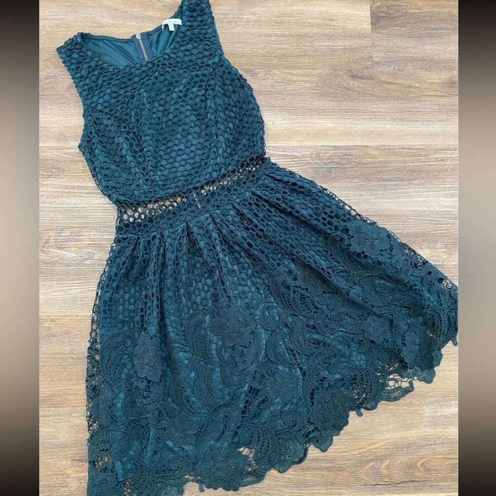 Charlotte Russe Emerald Green Lace/Knit Women’s Dress